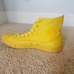 Aurora Yellow Converse